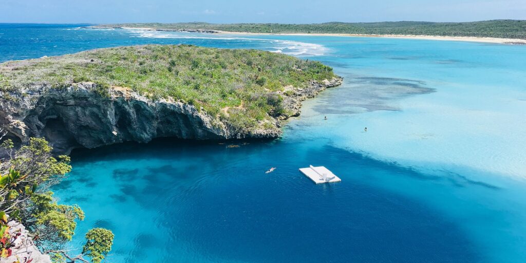 Bahamas Blue Hole